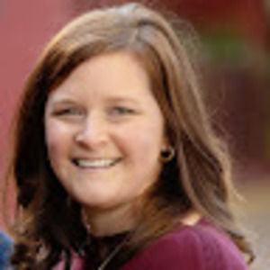 Meet your Posher, Maura